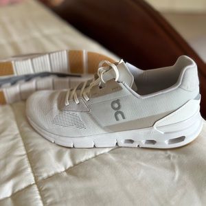 On Cloud cloud drift